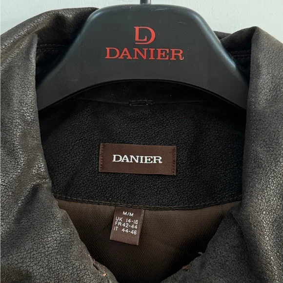 Danier Chocolate Leather Jacket - Picture 2 of 5
